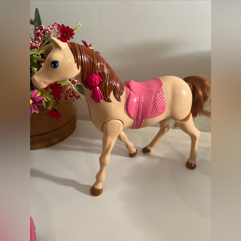 A Lot Of 2 Barbie Items 2014 mattel battery operated horse 2013 Barbie Pink Car - Picture 3 of 15